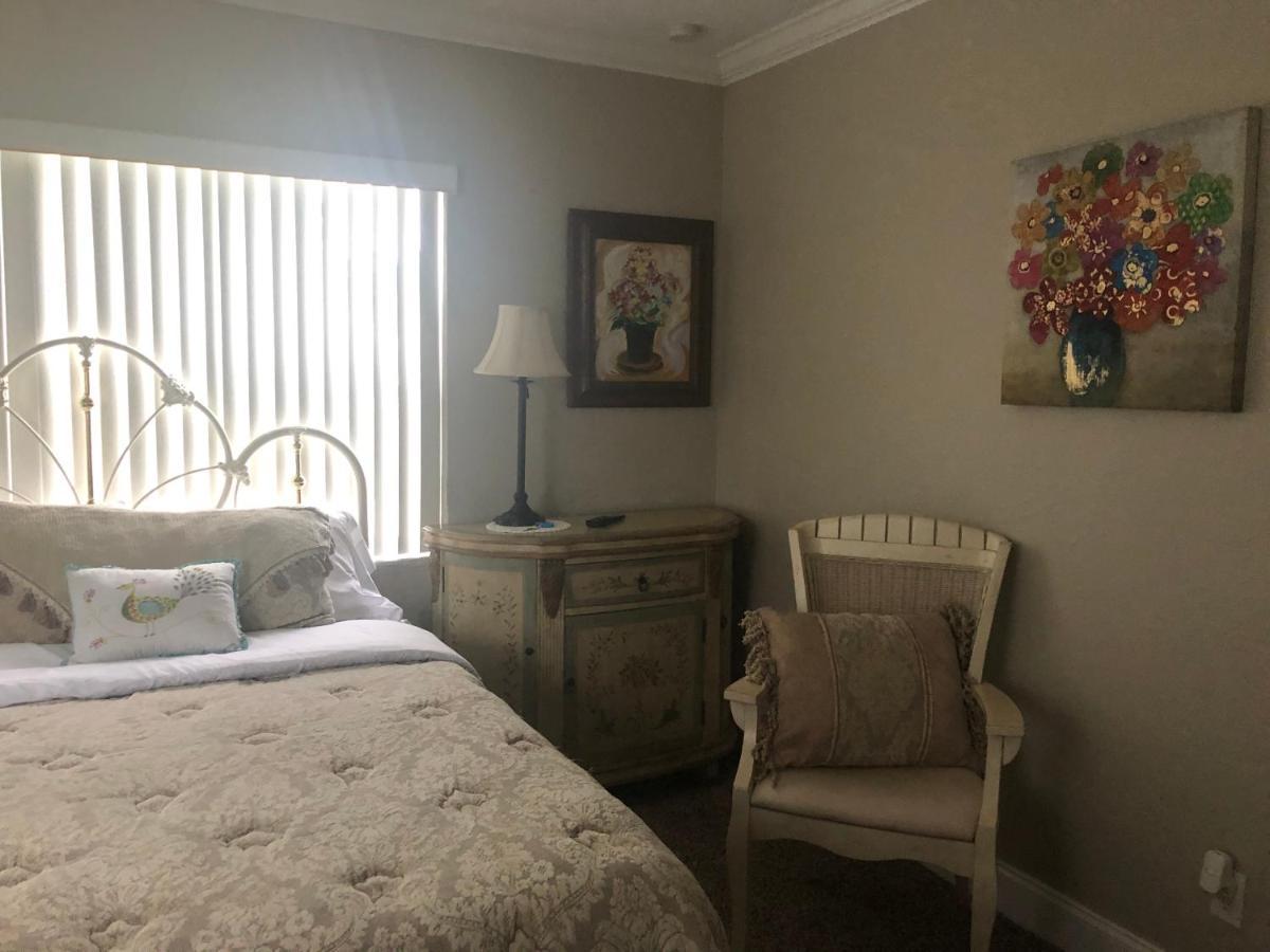 Villa Olivia Guest Rooms Hollywood Buitenkant foto